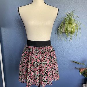 Floral print skirt with elastic band - size medium